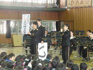 ２