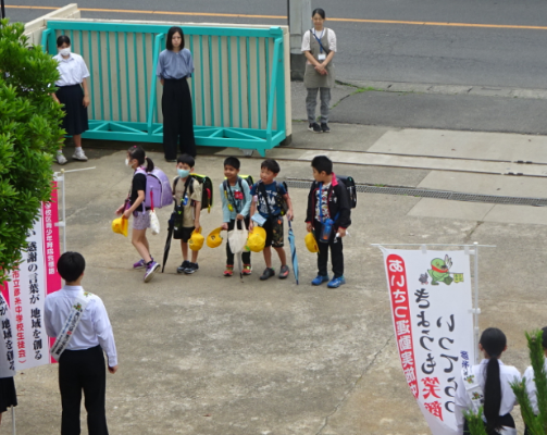 あいさつ運動の画像