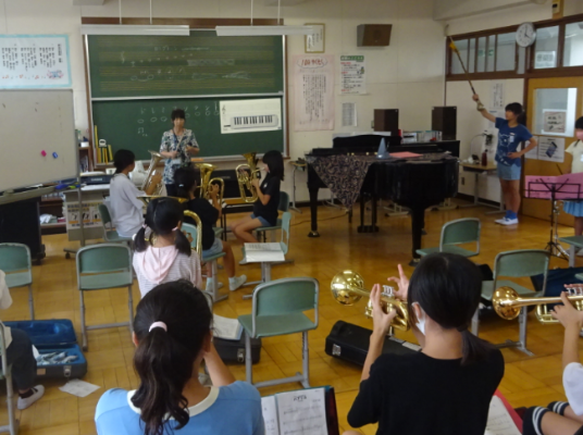 音楽クラブの画像