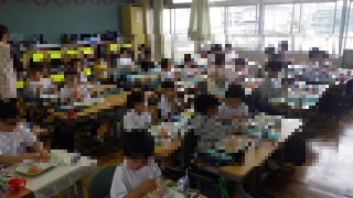 給食