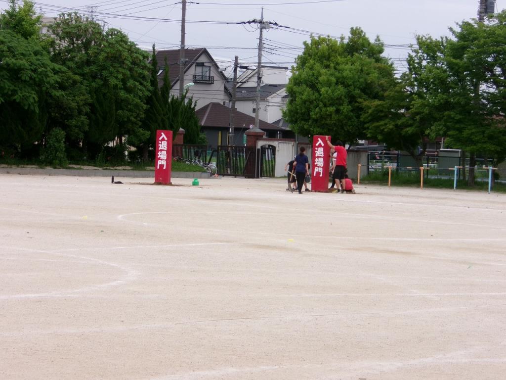 入退場門1